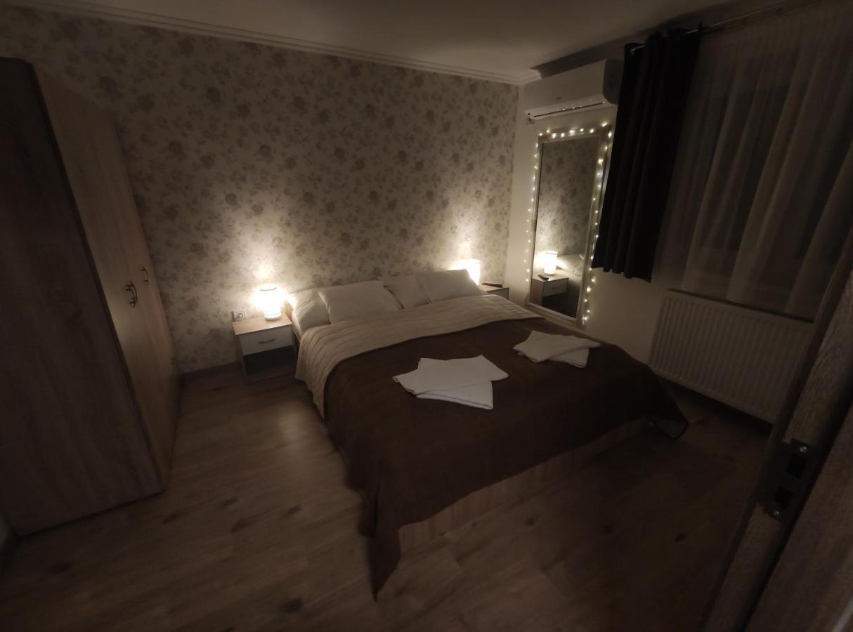 Ferienwohnung Royal De Lux Hajdúszoboszló Exterior foto