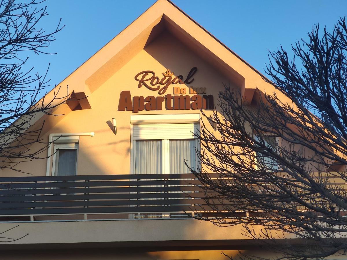 Ferienwohnung Royal De Lux Hajdúszoboszló Exterior foto